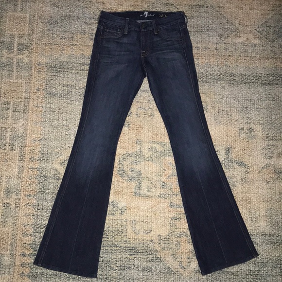 7 For All Mankind “ A Pocket” - Picture 3 of 5
